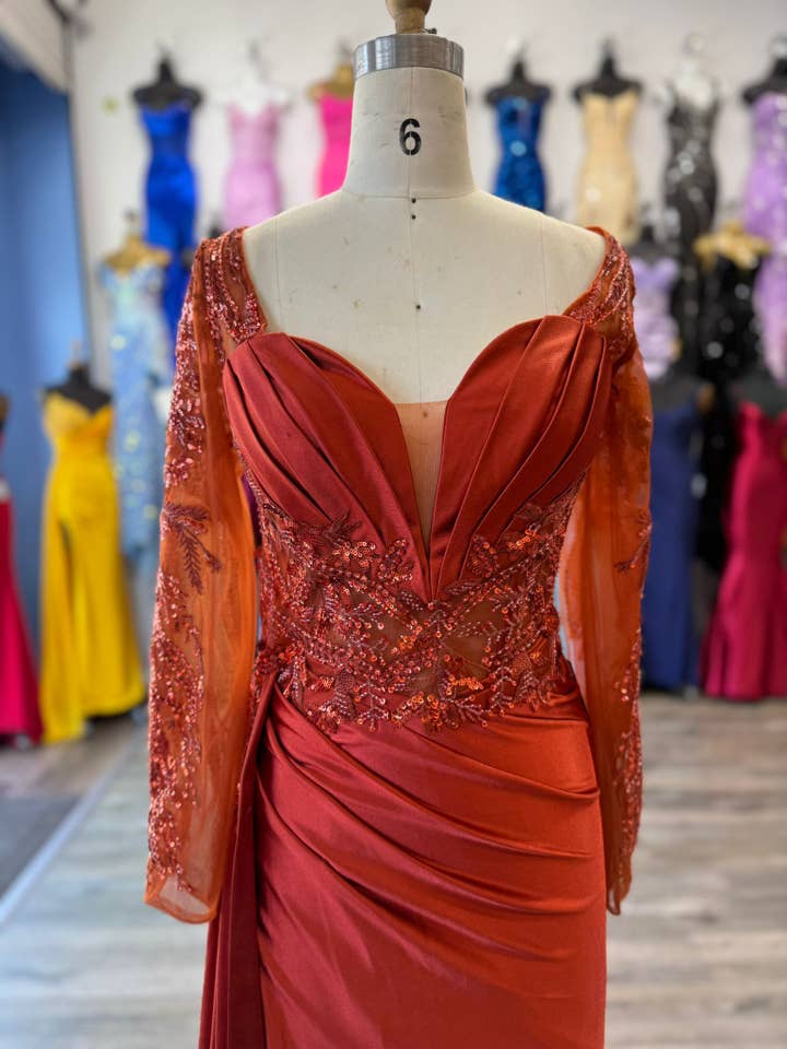 La Veneto - Wholesale Dress - Women's - V-neckline, gathered side waistline, leg slit & draping sash45