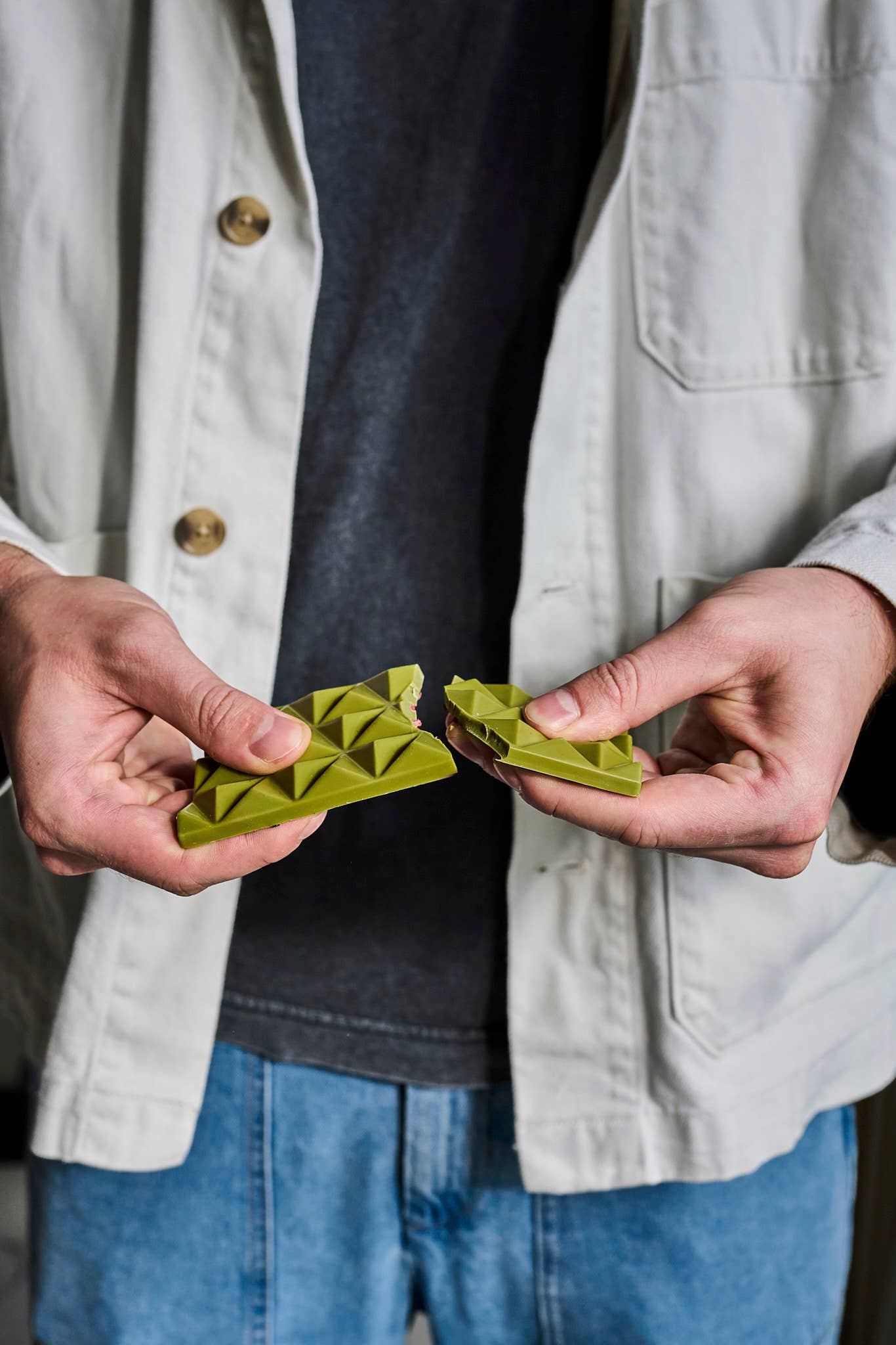 Moya Matcha – wholesale Chocolate bar – Matcha Chocolate Bio With Raspberries 80g5