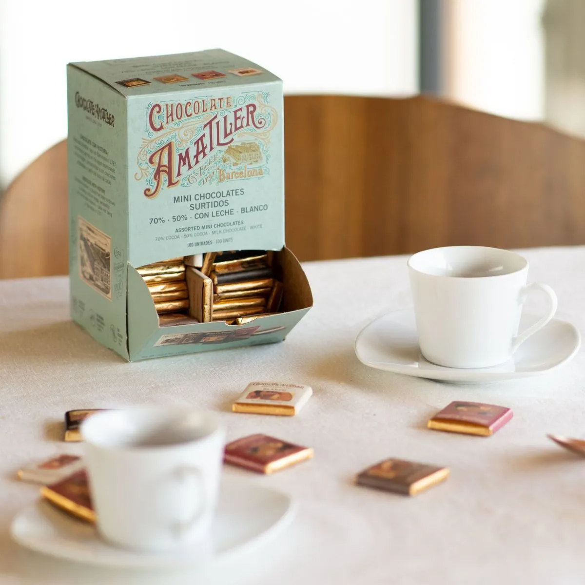 ADG Diffusion - Wholesale Chocolate Box - 5G MILK/BLACK/WHITE CHOCOLATE NAPOLITAN DISPENSER2