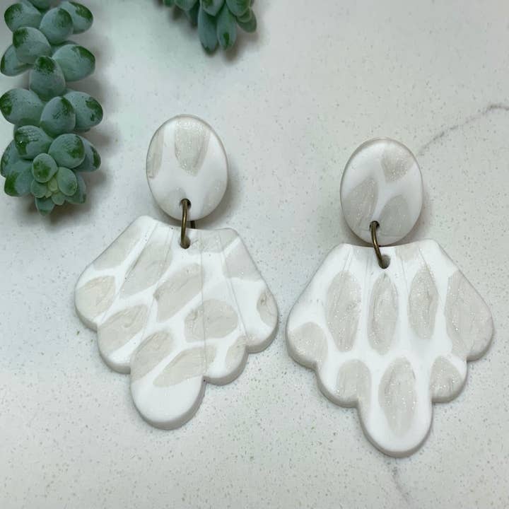 BELLE - Fan for wholesale by hattieblushdesigns