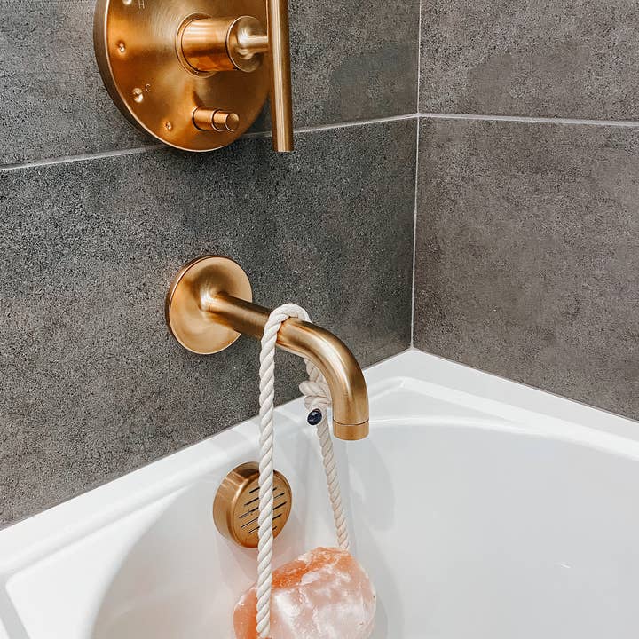 Rocks Detox - Wholesale Bath salts - Pink Himalayan Bath Salt Rock Large2