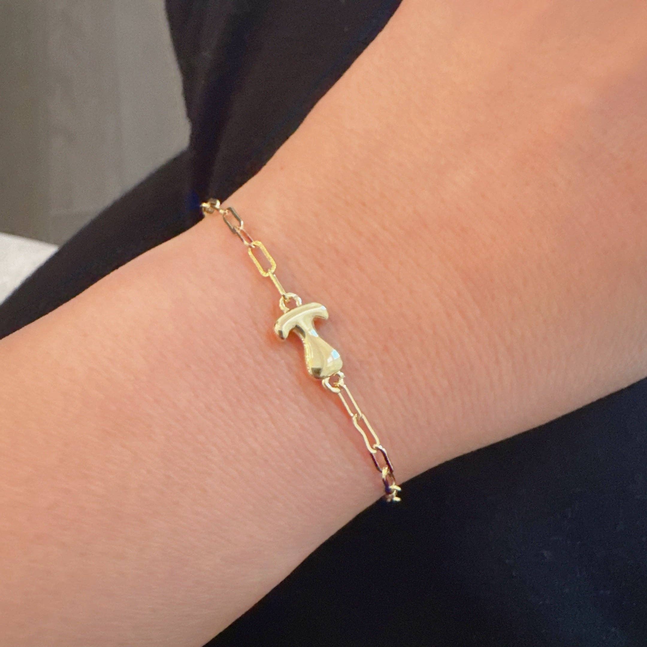 Ellison+Young - Wholesale Link & Chain Bracelet - Mini Balloon Initial Bracelet13