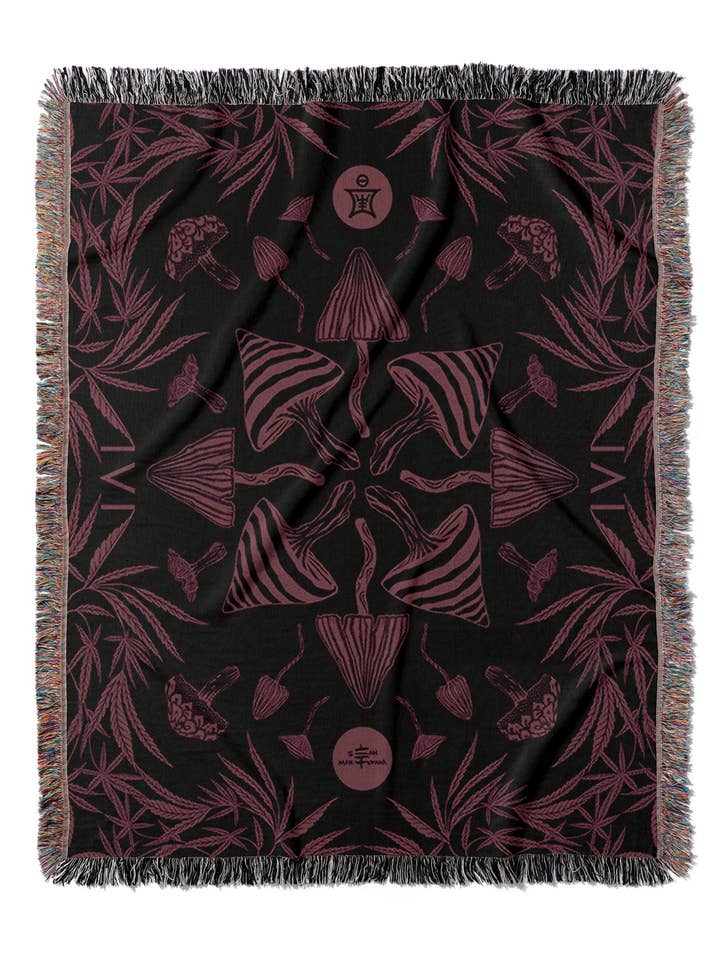 IVI - Svampe+Cannabis tæppe rød lilla for engroshandel hos Sean Martorana