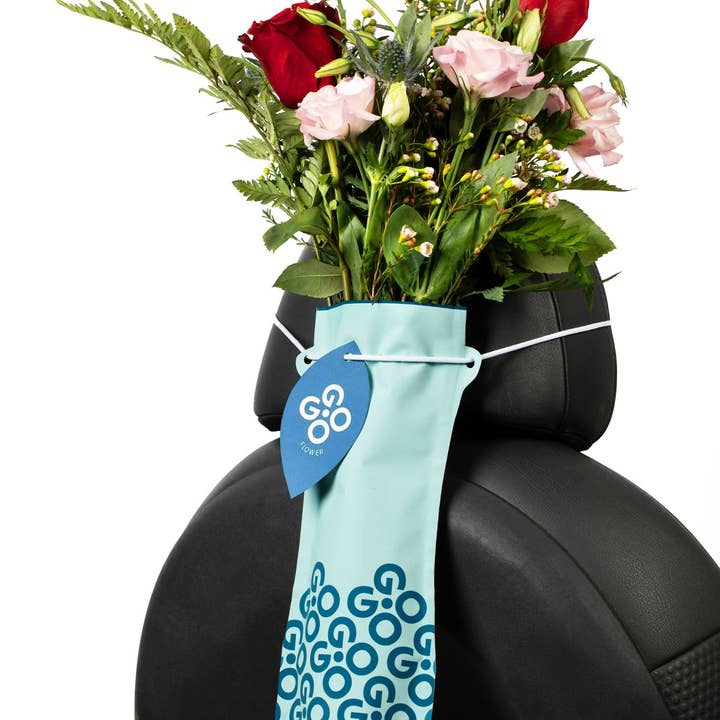 GOGO Flower - Wholesale Vase - LOVE Flower Pouch/Vase (with water and flower food)