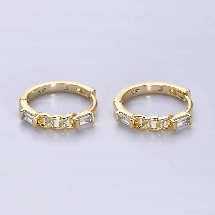 Boucles d'oreilles huggie à maillons gourmette double baguette 14 mm en or rempli 14K | AE588 pour la vente par Aim Eternal