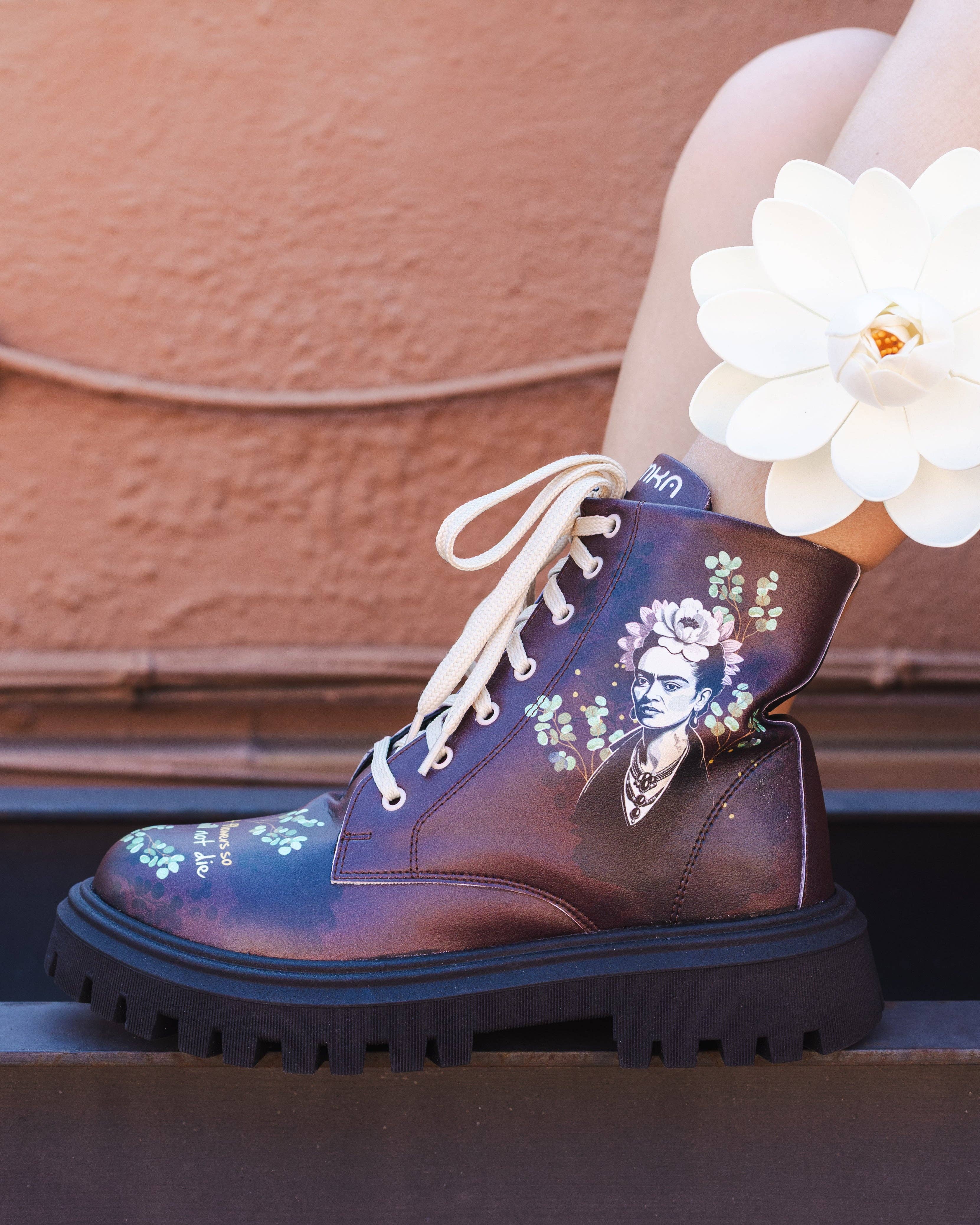 Mumka - Wholesale Combat/Military Boots - Women's - Frida Kahlo Garnet Boots
