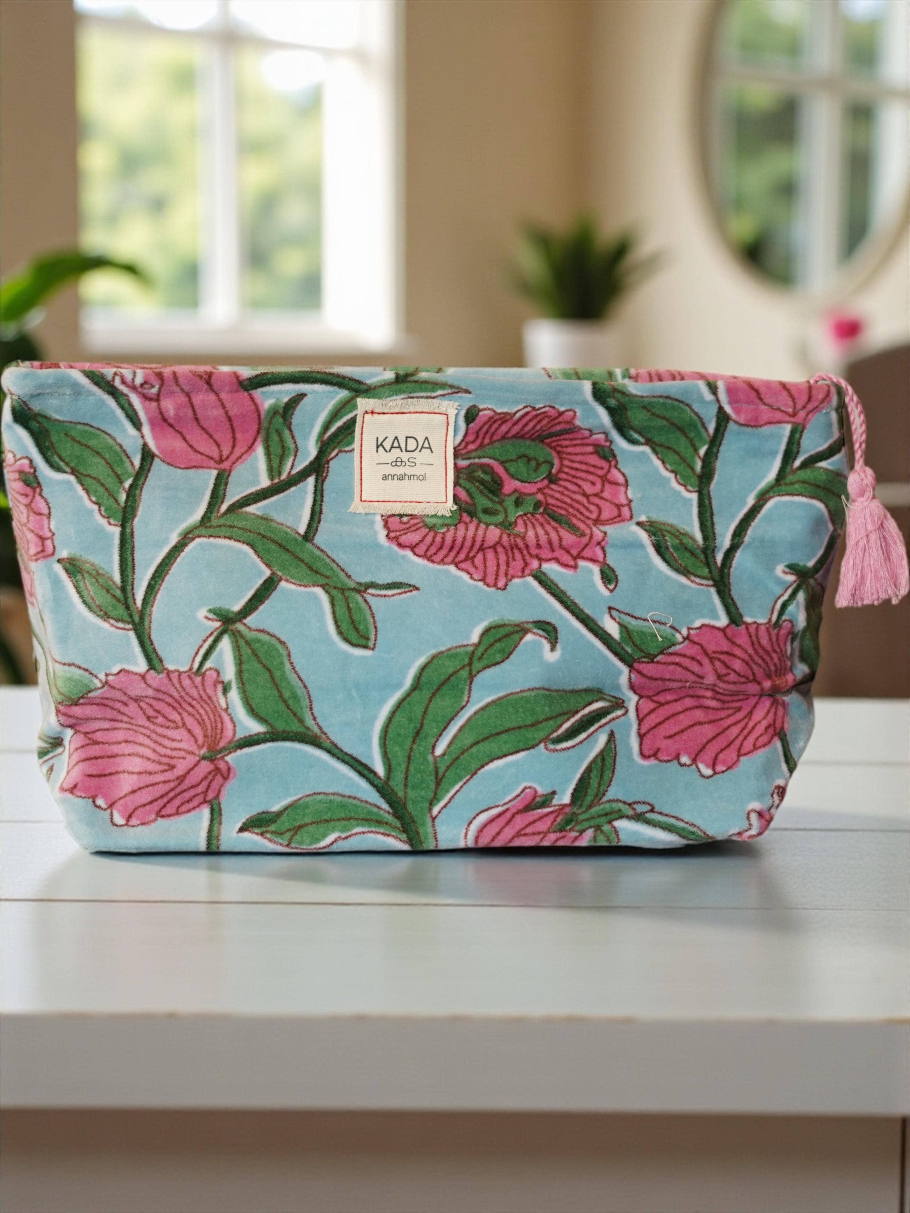 Annahmol - Wholesale Makeup/Cosmetic Bag - Velvet Cosmetic Bag/Pouch: Assorted Prints18