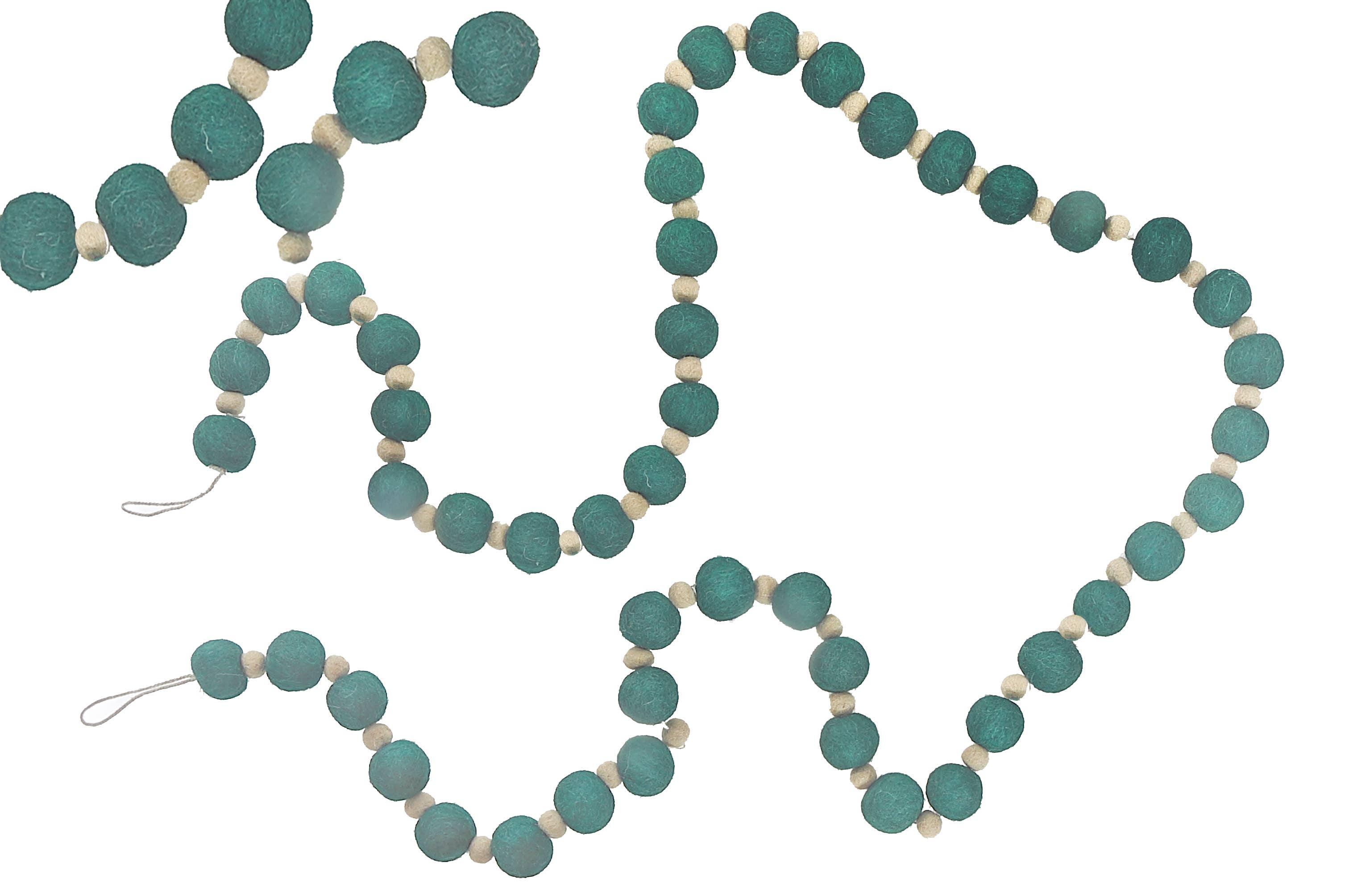 IH Casa Decor - Wholesale Bunting/Garland - FELT BALL GARLAND (GREEN)