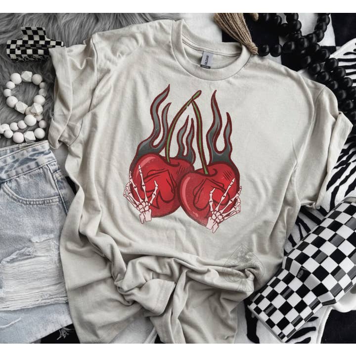 Kirschflammen-Grafik-T-Shirt & Crew für den Großhandel von The Branded Blue Roan