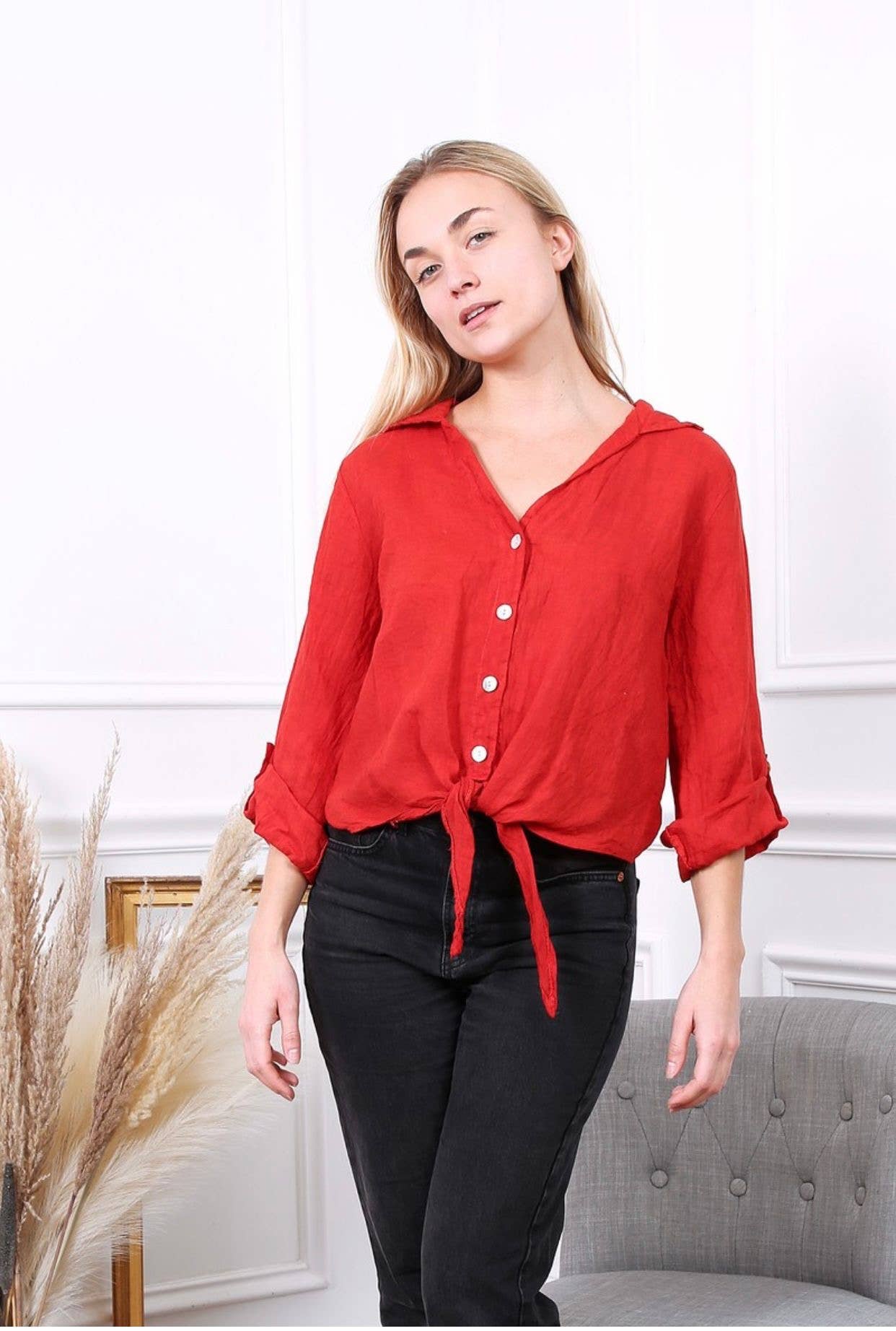 LÉA & LUC - Venta al por mayor Camisa con botones - Mujer - Camisas anudadas a la cintura en 100% lino REF. 22027