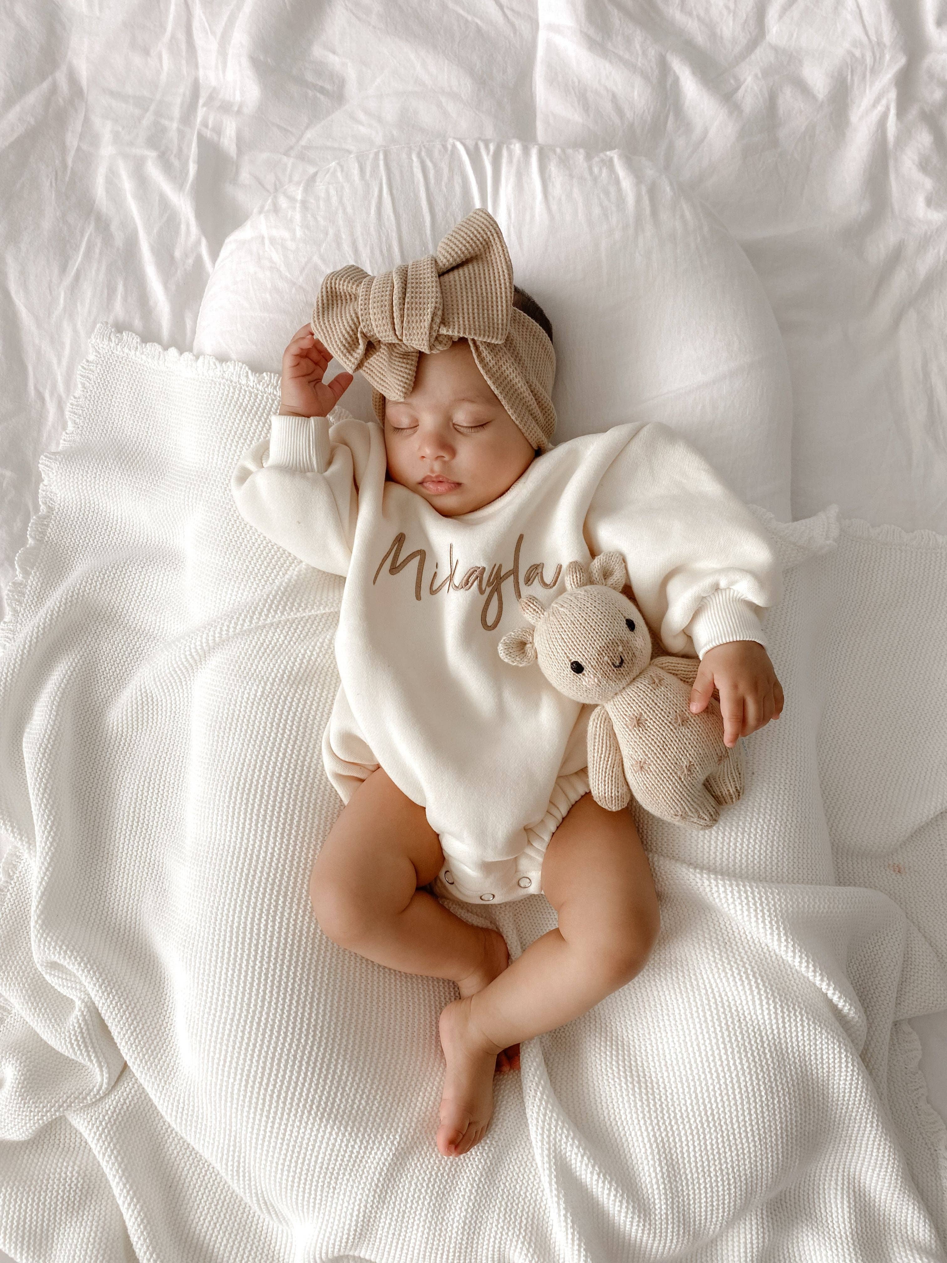 Petite + Co - Vente Barboteuse – bébé - Barboteuse ample BUBBLE - couleur beurre1