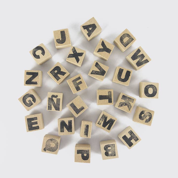 SET DI TIMBRI HI CAPS per la vendita all'ingrosso da parte di Utilitario Mexicano