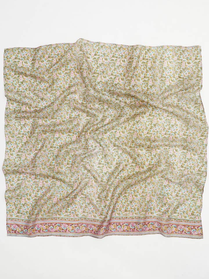 Foulard Carré en Soie Vintage - N° 250317 pour la vente par Anchal