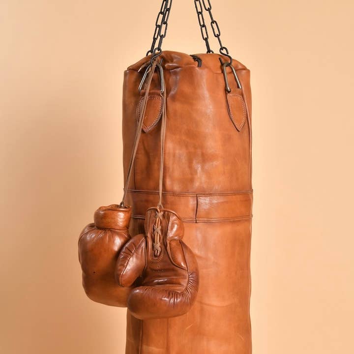 John Woodbridge Makers - Wholesale Sporting accessories - VINTAGE LEATHER PUNCHING BAG 19206