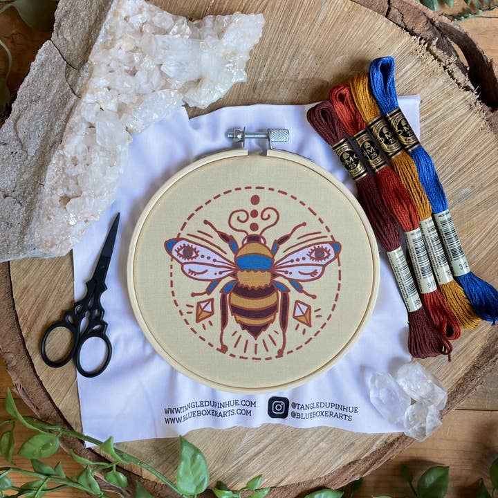 Tangled Up In Hue - Wholesale Embroidery/Cross Stitch Supplies - DIY Stitch Kit - Winking Bee Embroidery Kit1