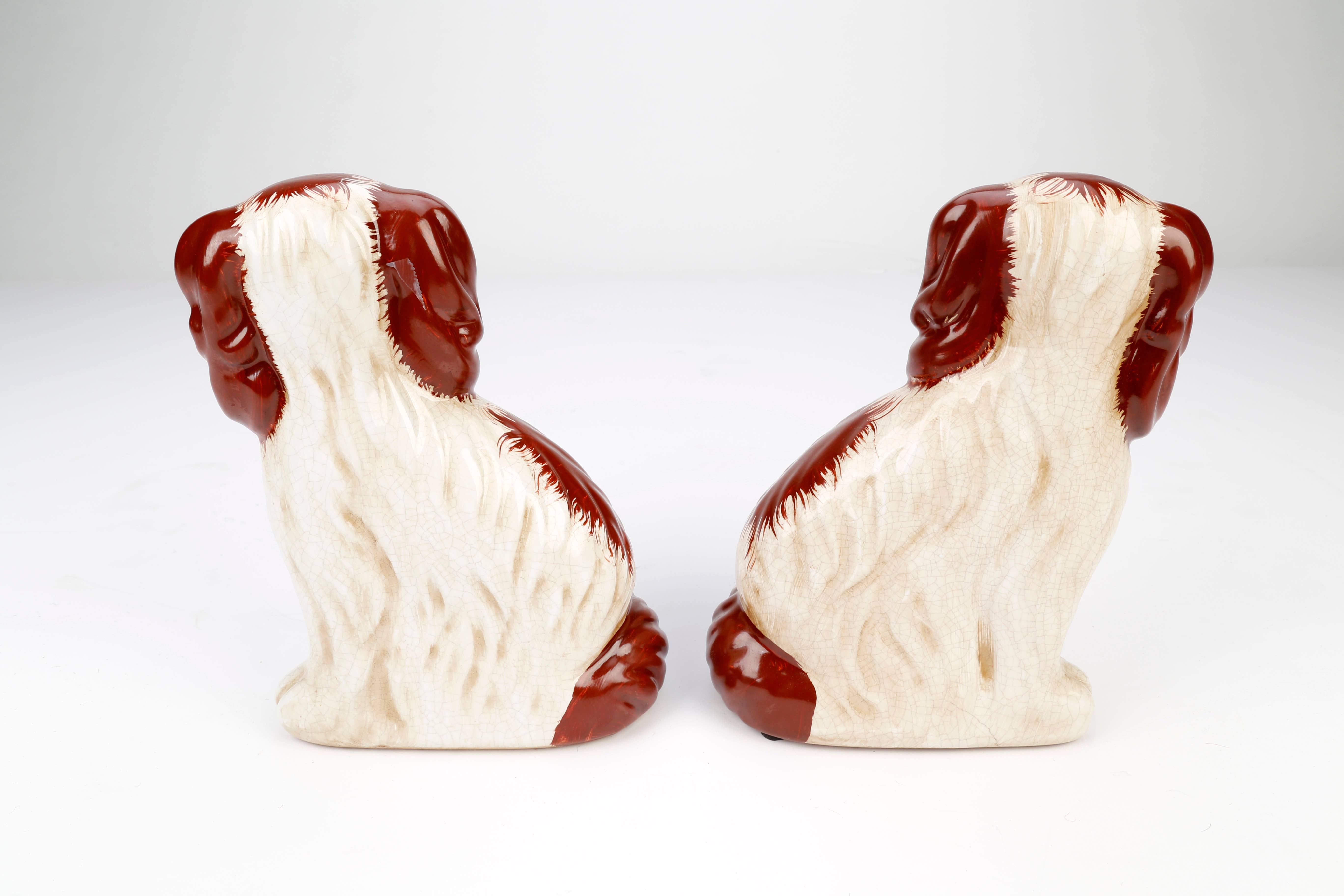 AA Importing - Wholesale Decorative Figurine - Staffordshire Dog Pair with Flower Baskets, Brown Finish1