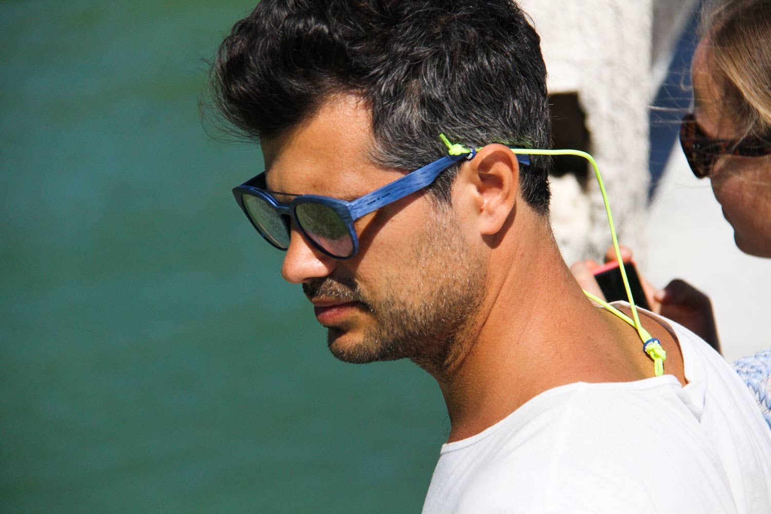 COLORS For GOOD – Großhandel Sonnenbrillen- & Brillenband – Unisex – Sonnenbrillen-Aufhänger-Pack4