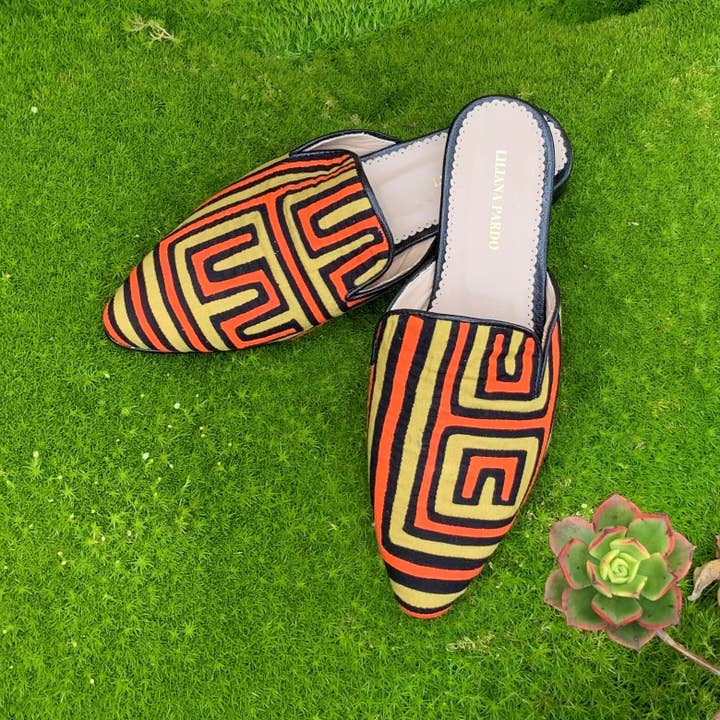 Mola Mules Orange Design Storlek 38 Platt för wholesale av Liliana Pardo Atelier