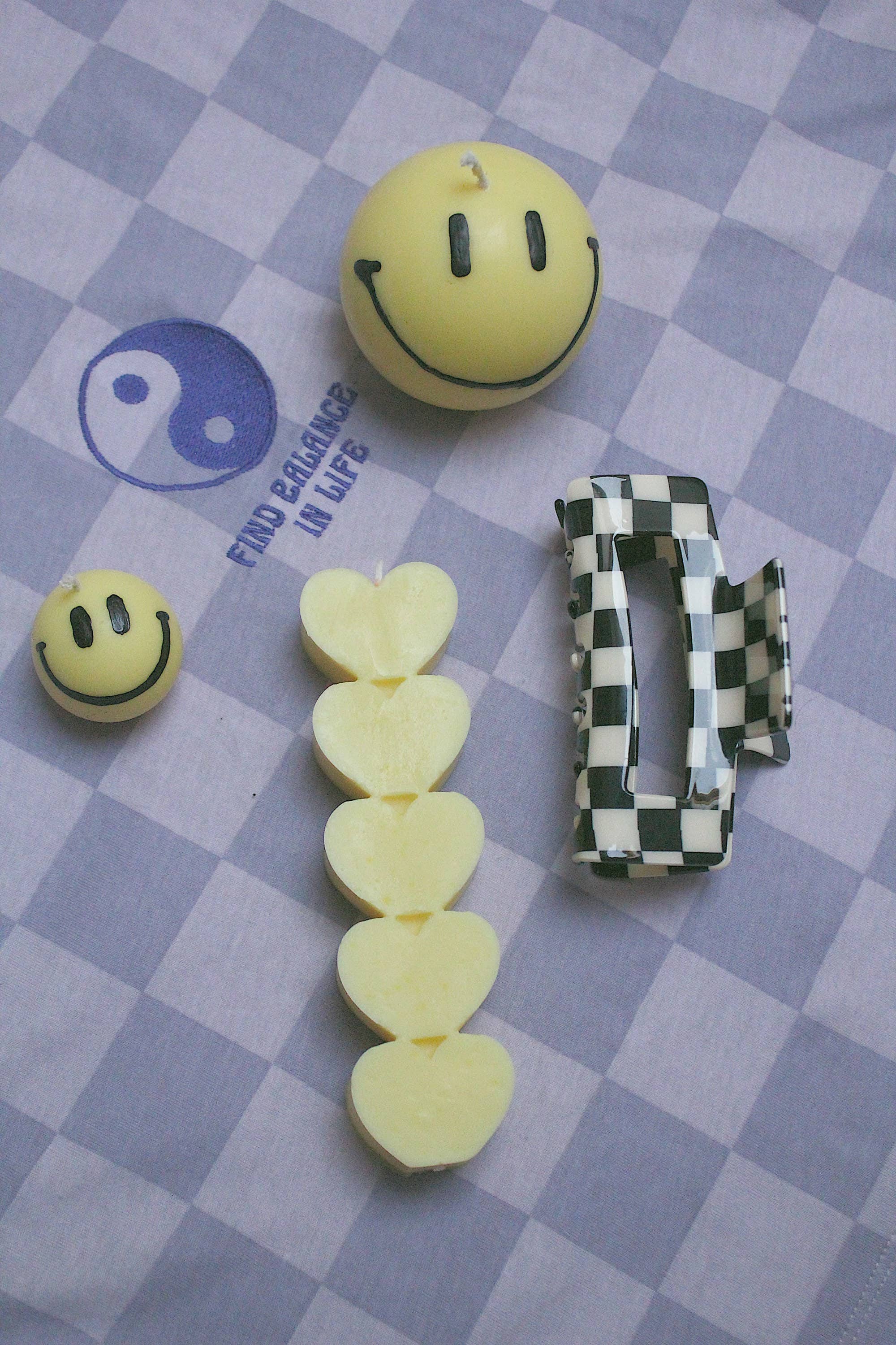 Mim Candles and Ceramics - Wholesale Novelty Candle - SMILE Ball Candle Set5