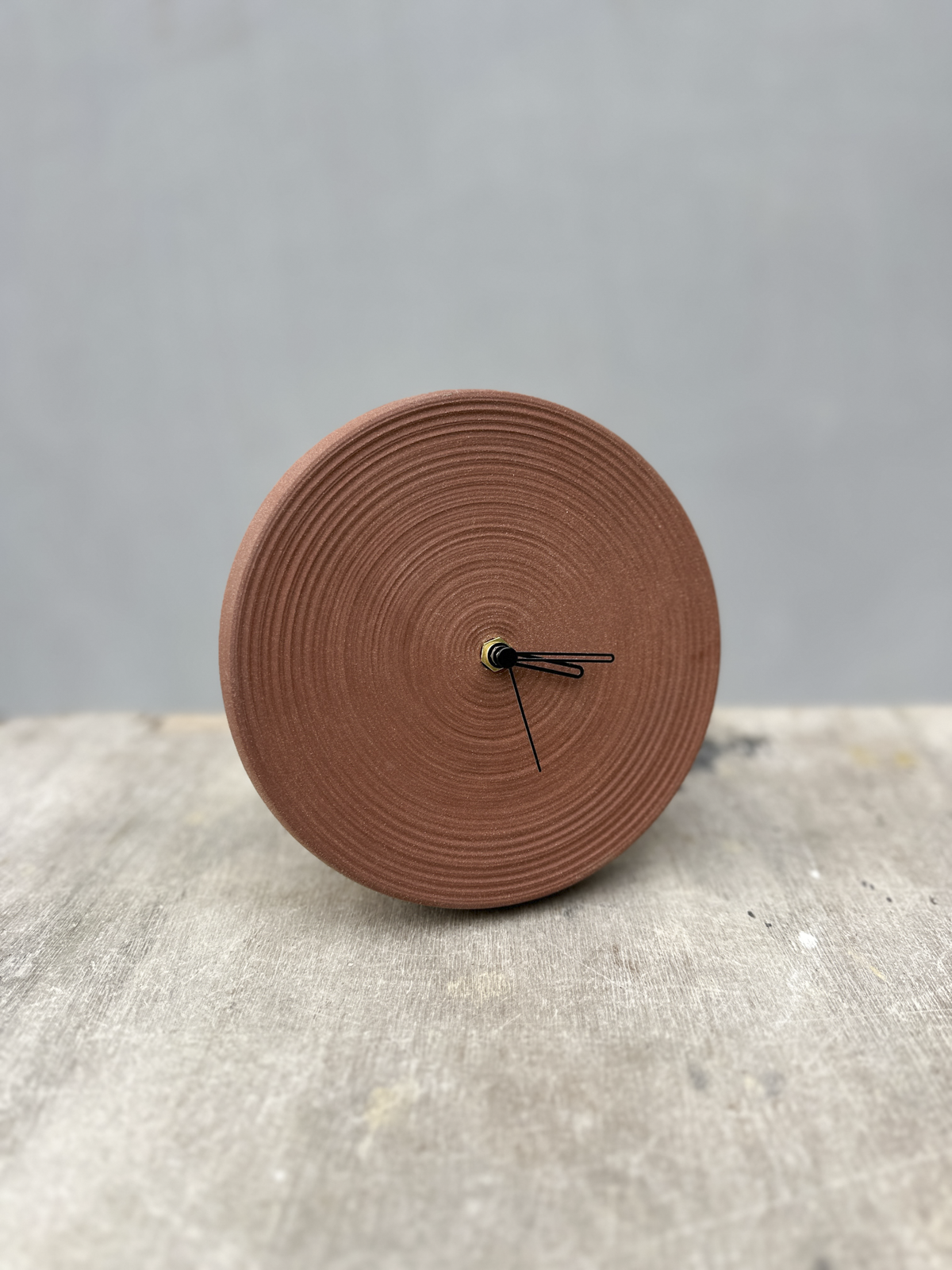 Noot ~Swart - Wholesale Wall Clock - Ceramic Wall Clock – Red Earth – Model A9