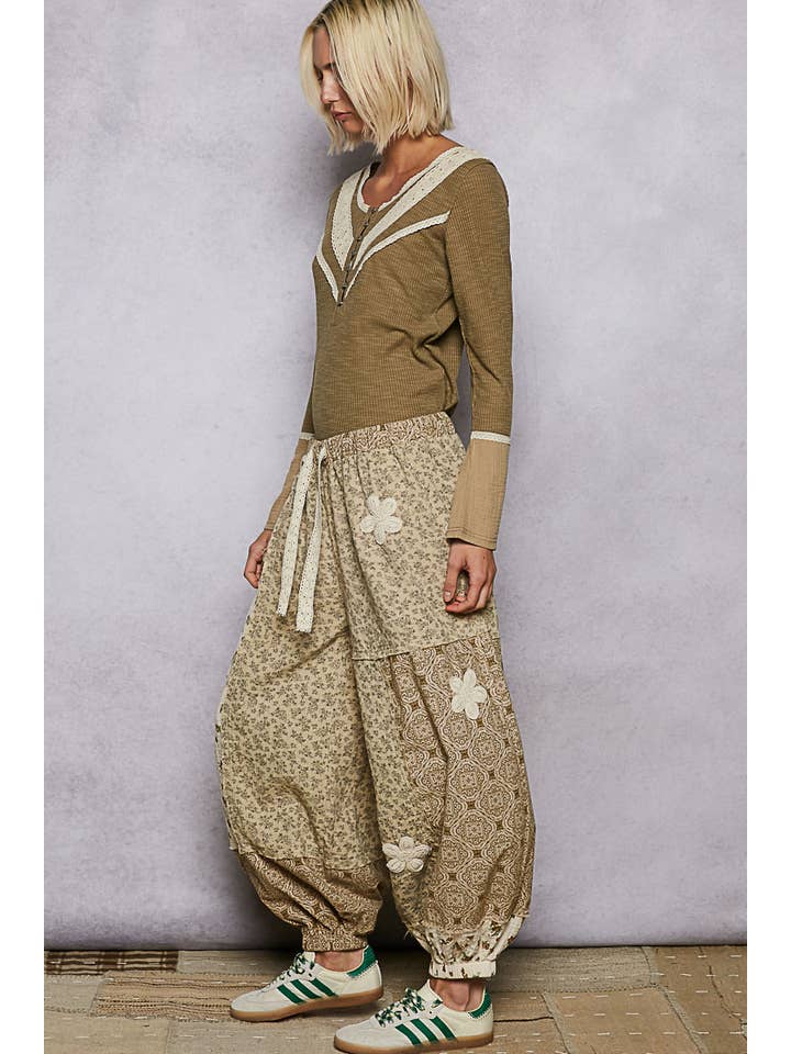 Pol Clothing - Wholesale Pants - Women's - Crochet patch detail contrast patchwork printed woven pants34