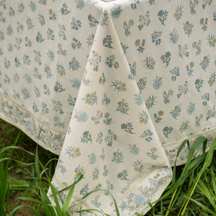 Asami Concept - Wholesale Tablecloth - Eco-Friendly Table Cloth - Toile Ivory1