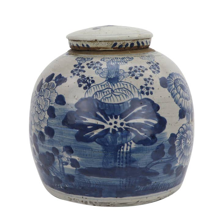 Jingdezhen Hand-Painted Tea Jar With Lotus Flower for wholesale by Blue Ocean Traders