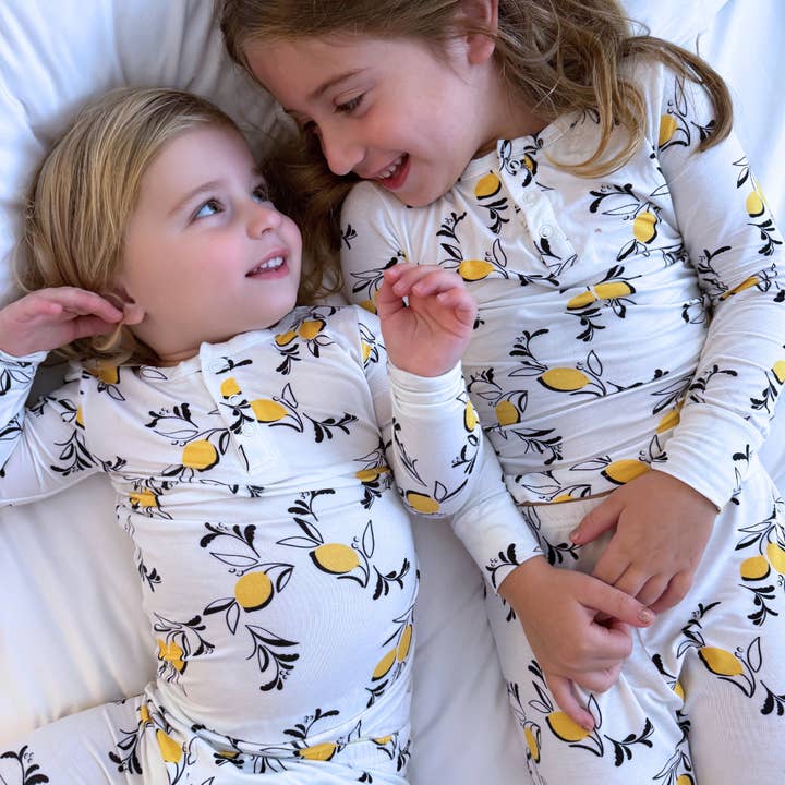 Conjunto de dos piezas blanco con limón de la Costa Amalfitana para venta al por mayor de Basically Soho