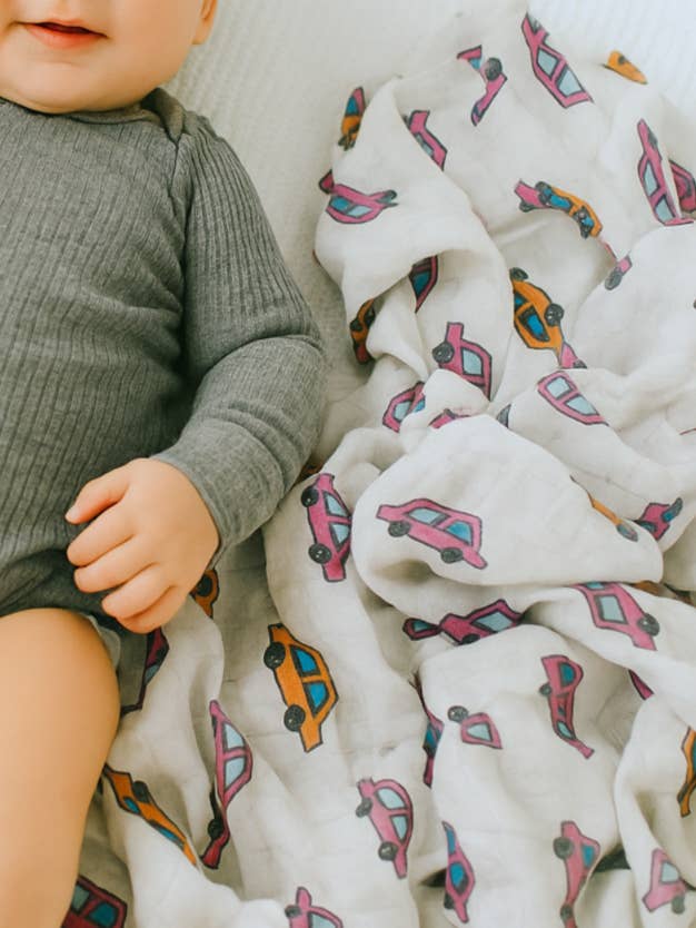 Baby inbakerdoek, wieglaken, voedingshoes (Veelzijdig) voor wholesale door Moms n Tots