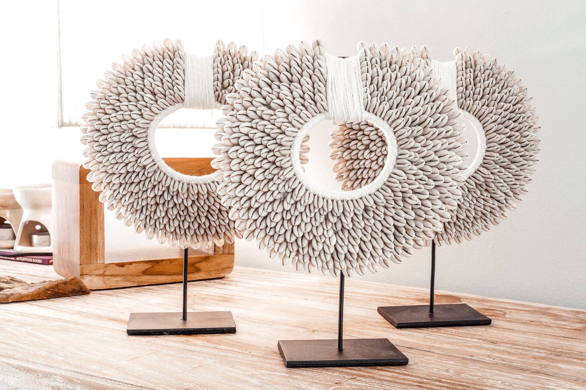 The Artisan and Company - Wholesale Decorative Tabletop Object - Decorative Cowrie Shell Stand1