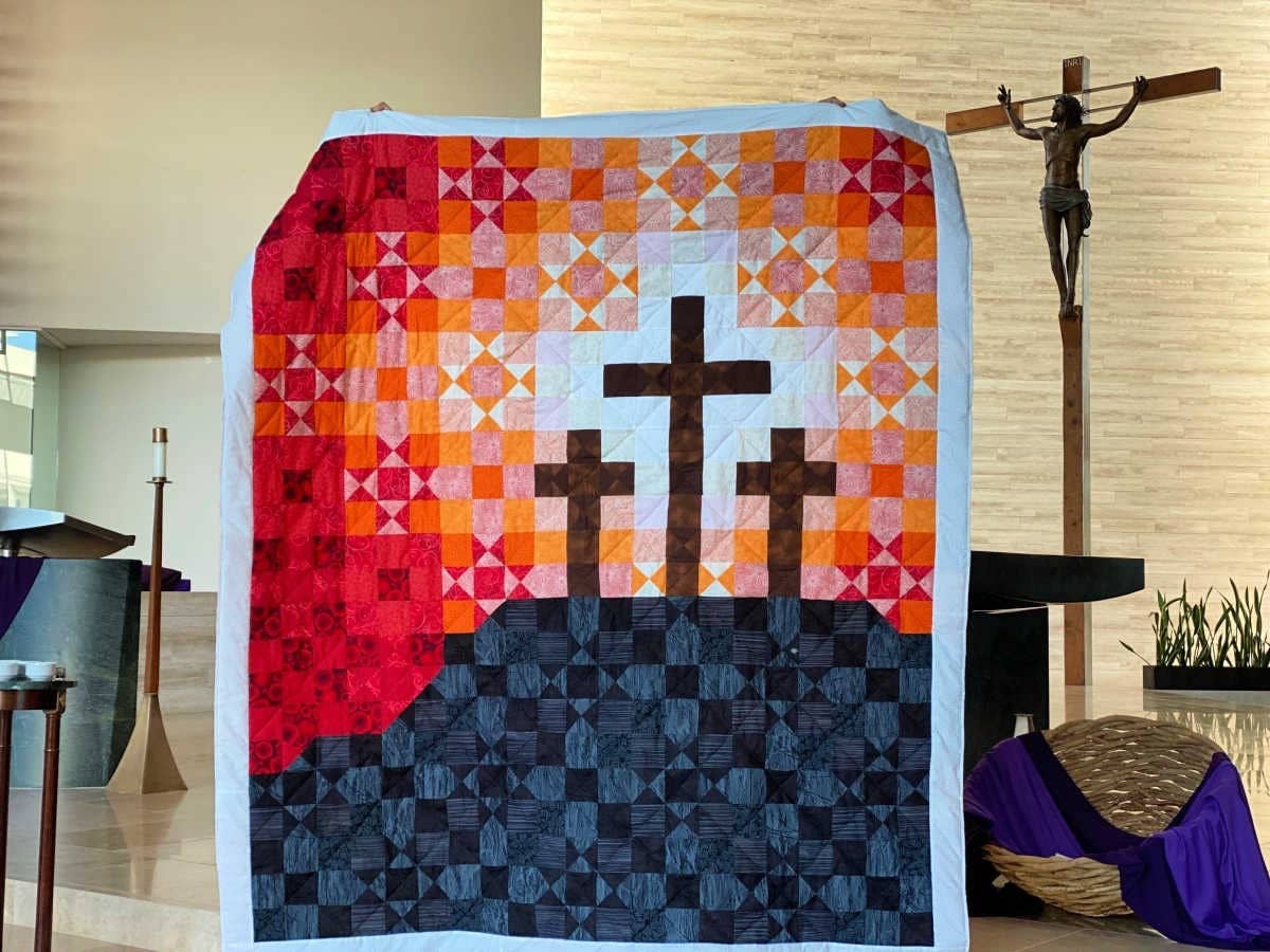 Faith and Fabric - Wholesale Quilt - Quilt Pattern: Lent / Good Friday Cross Quilt Pattern2
