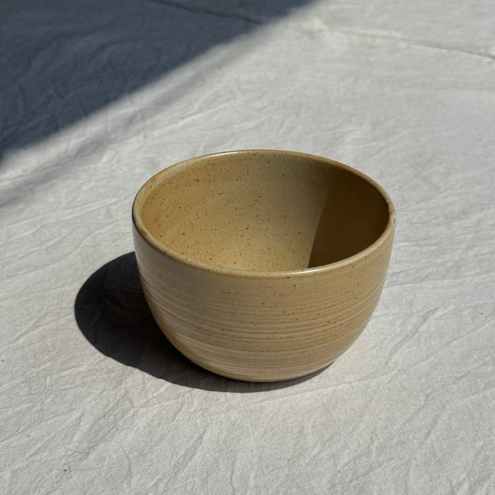 Office Objets - Wholesale Decorative Plate/Dish/Bowl - A small tall beige bowl CNP Stoneware Village France vintage D1211