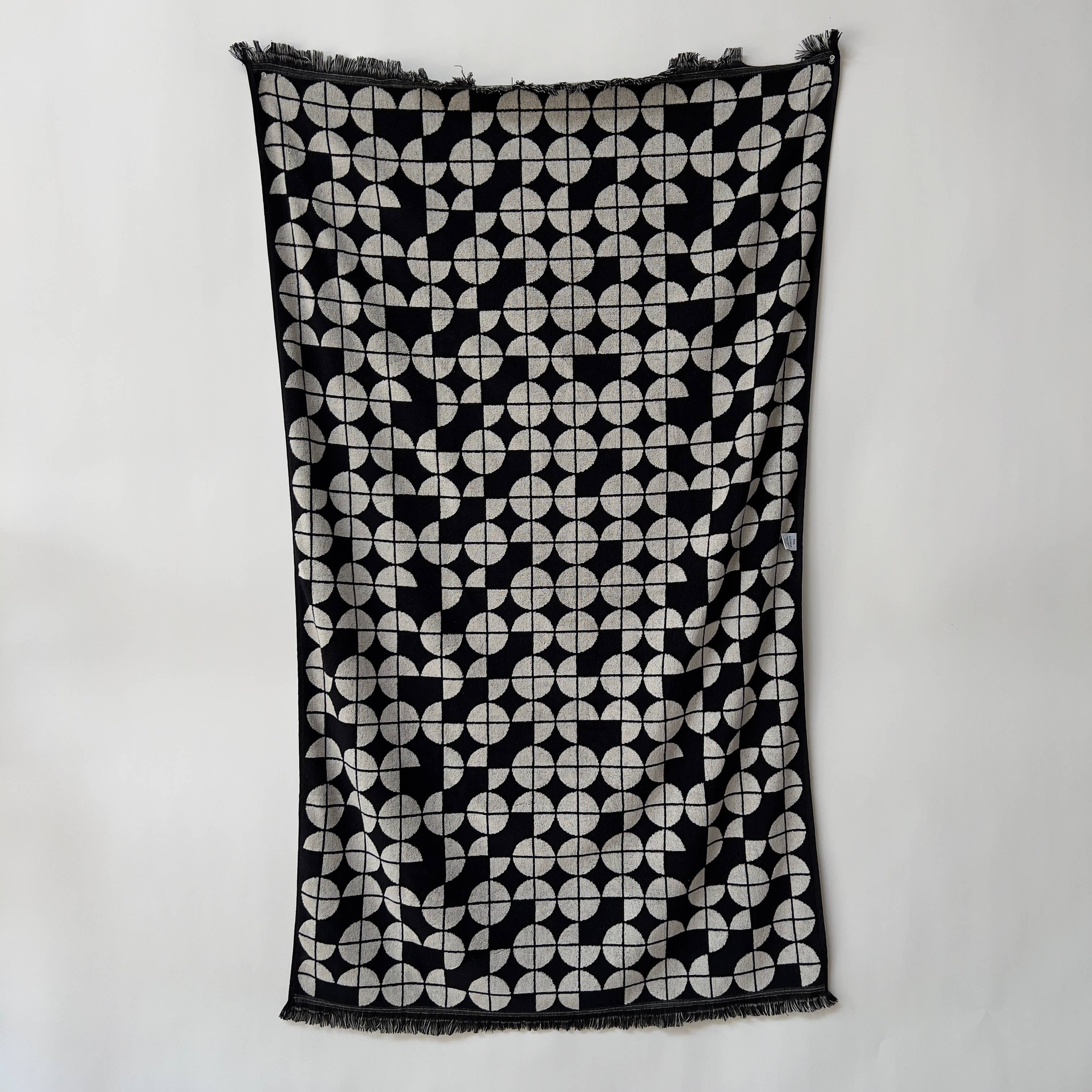 The Loomia - Wholesale Beach Towel - OUTLET- Terry Beach-Pool Towels with some Small Defects1