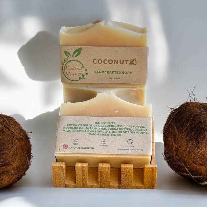 Savon fait à la noix de coco pour la vente par Natural Nourish