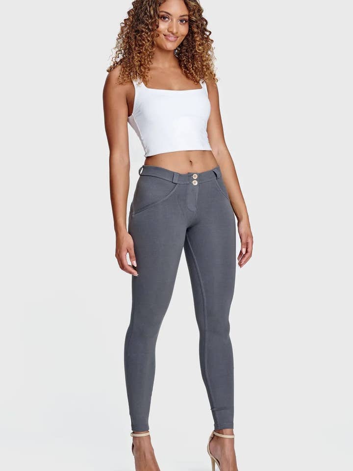 (WRUP2RC001-G14) Skinny Basic WR.UP® met een Regular Waist in Zacht Katoen voor wholesale door Freddy Pantroom