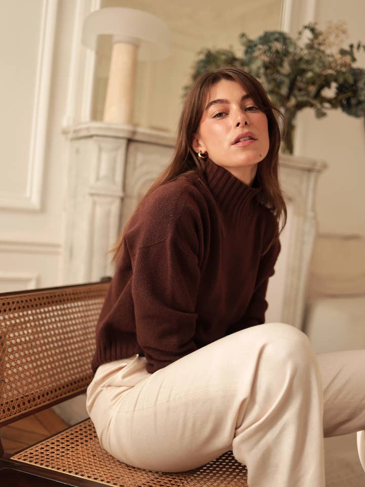 Marco brown turtleneck sweater for wholesale by Laura Laval Paris