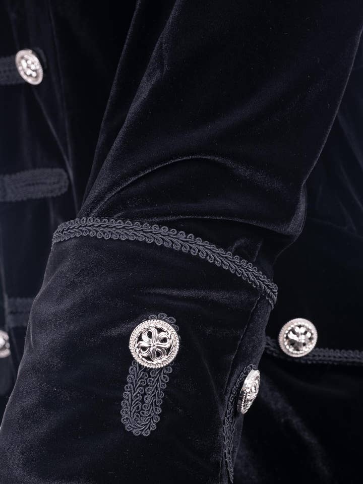 Manteau en velours style redingote pour la vente par Rock Roll n Soul