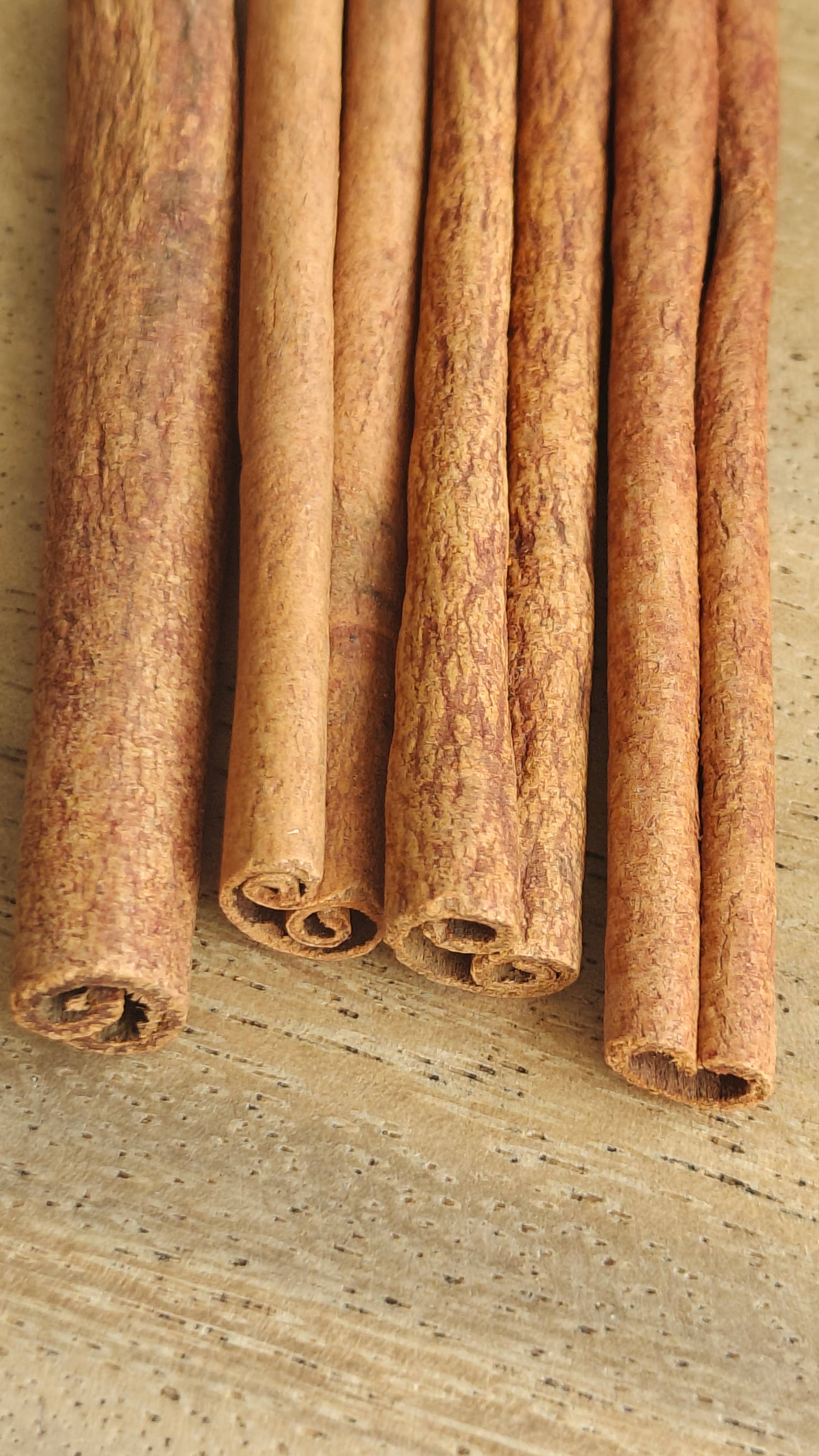 Product Import Holland - Wholesale Decorative tabletop object - 1Kg Cinnamon stick A/AA 25 CM - decoration - Christmas - cinnamon3