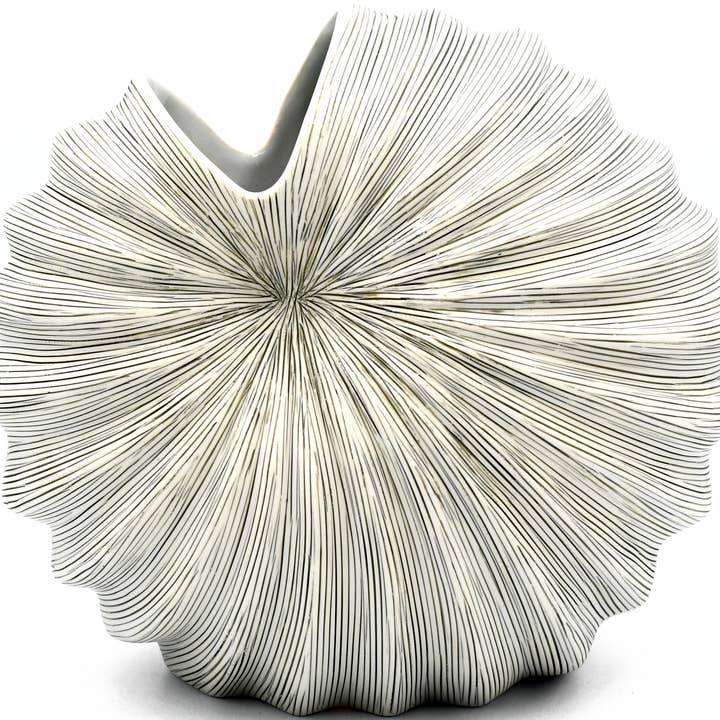Art Floral Trading LLC - Vente Vases - Vase en porcelaine fait main Palm M 1279W70