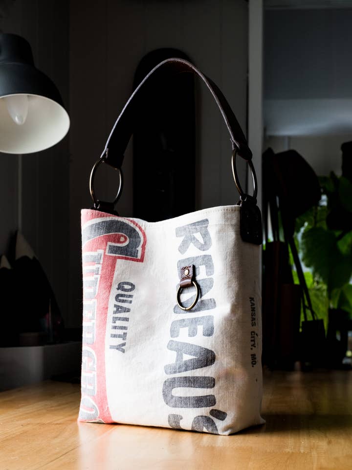 Sac Reneaus Alfalfa pour la vente par Mend and Muse