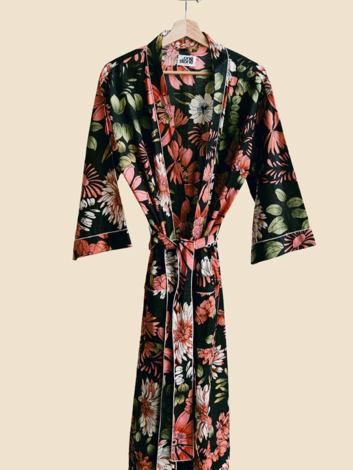Bloom Kaftan pour la vente par One Stone Goods