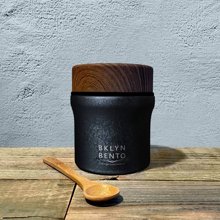Bklyn Bento - Wholesale Voedselopslagcontainer - Voedselpot Klein (10oz) +bamboe lepel8