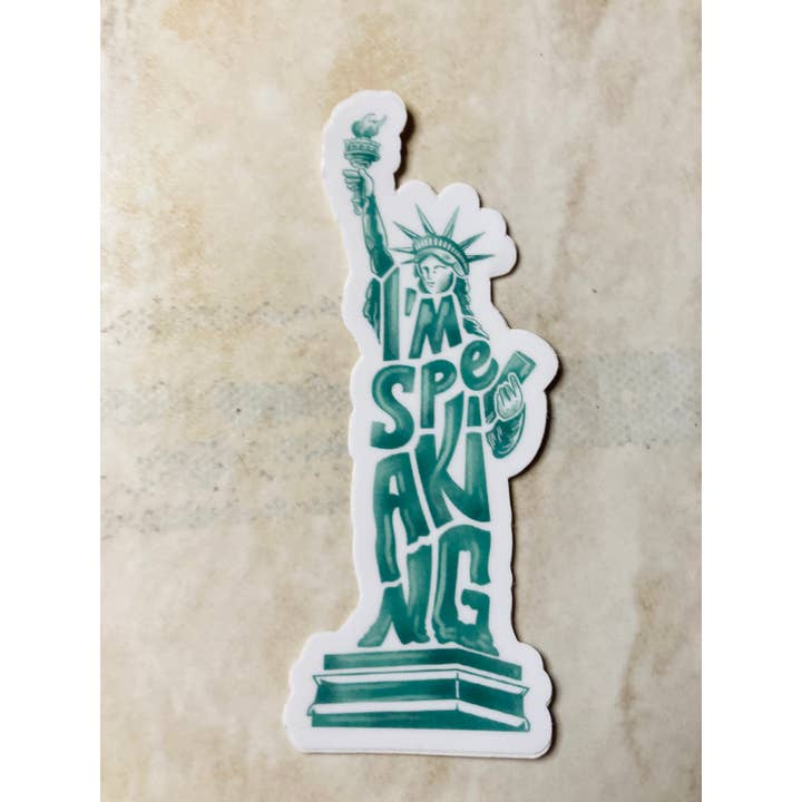 Jag talar Frihetsgudinnan Klistermärke, 1,5" x 4" för wholesale av Denali & Co.