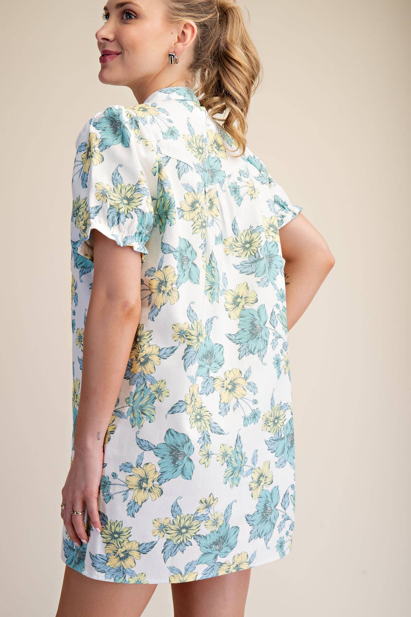 Glam - Wholesale Dress - Women's - Puff-Sleeve Floral Mini Dress7