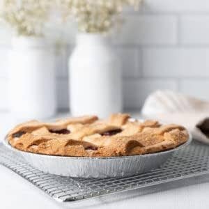 Aluminum Foil Pans Round Pie Tins 12 Inch 2 Pack for wholesale by HomeyGear