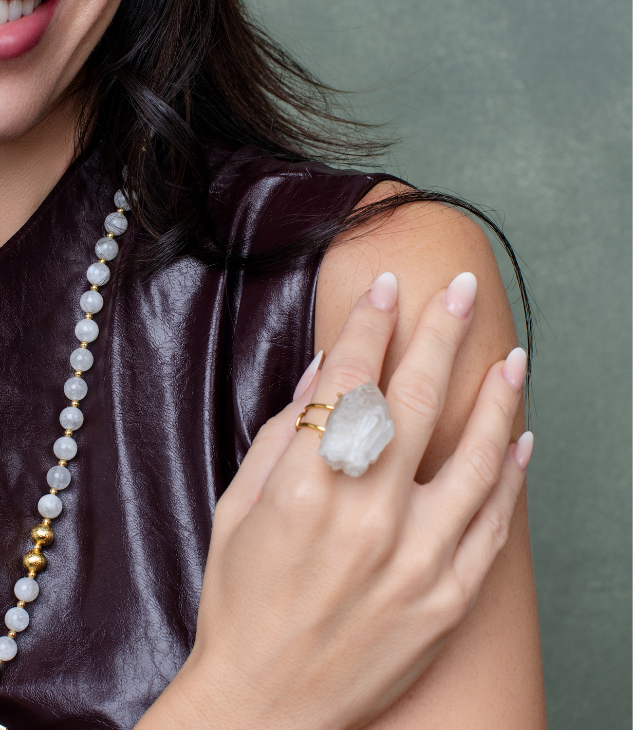 PHOEBE´S - Wholesale Cocktail/Statement Ring - Anillo de Cuarzo Cristal Natural | Ajustable en Plata o Oro3