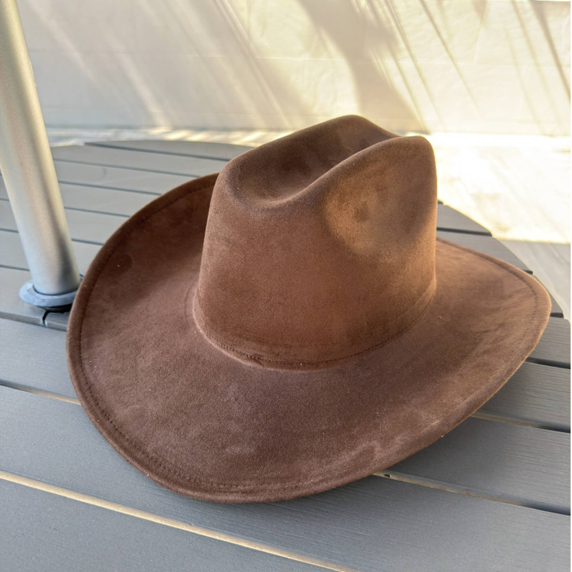 Queens INC - Wholesale Cowboy Hat - Women's - 🤠 Vegan Suede Cattleman Cowboy Hat22
