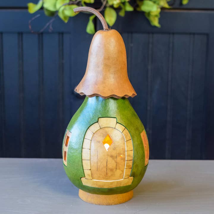 Yorkshire Cottage for wholesale by Meadowbrooke Gourds