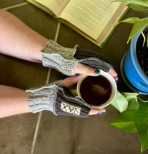Jax Upcycled - Wholesale Gloves - Women's - Upcycled Unisex Fingerless Gloves choose the vibe color1