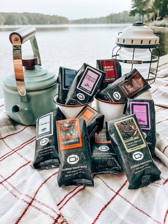 Coffee Beanery - Wholesale Ground Coffee - Dark Chocolate Almond Flavored Coffee | 1.75oz Sampler1